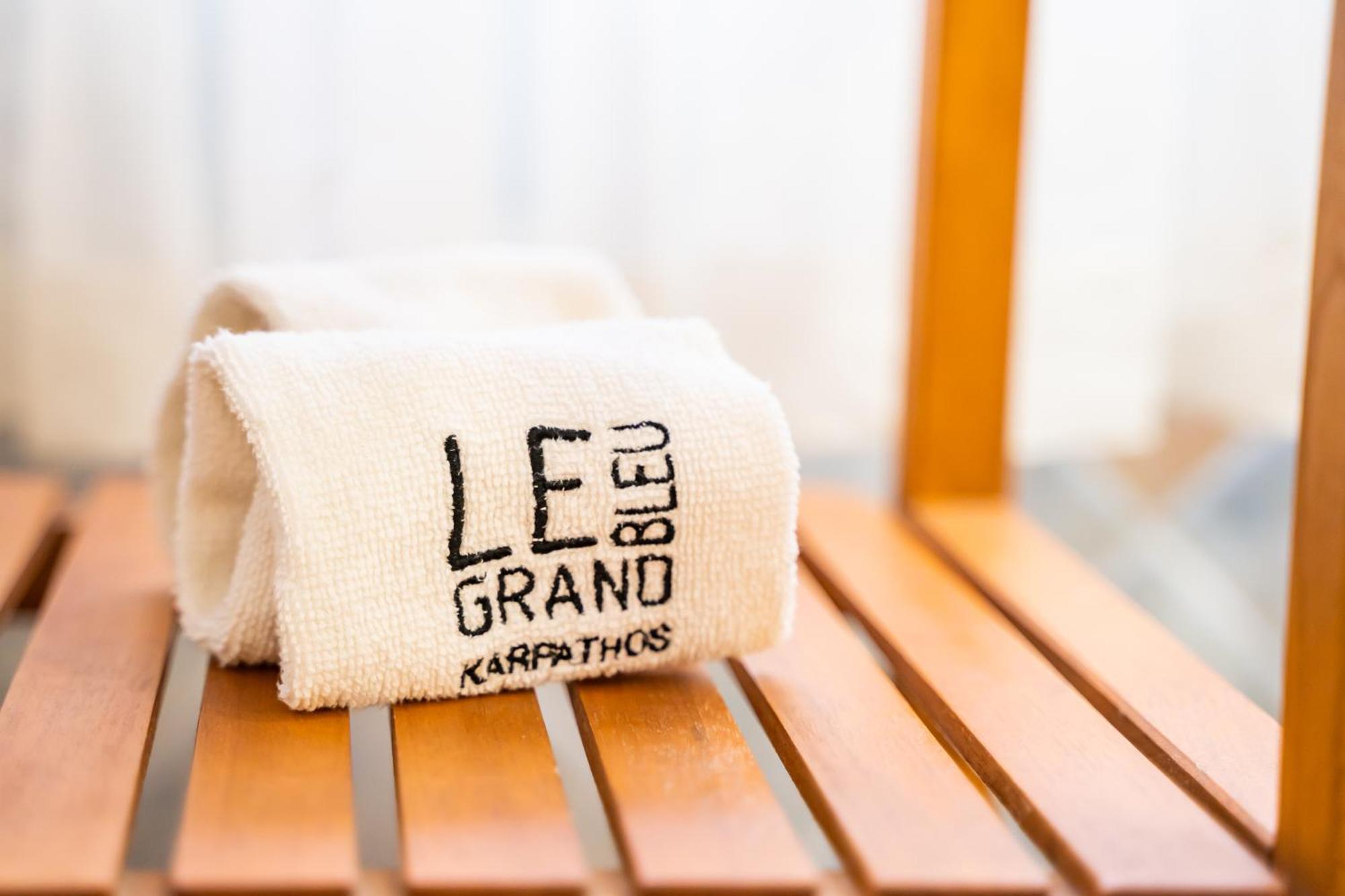 Le Grand Bleu Studios & Apartments Lefkos  Cameră foto